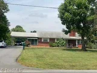 361 Mountain View RD, King, NC 27021