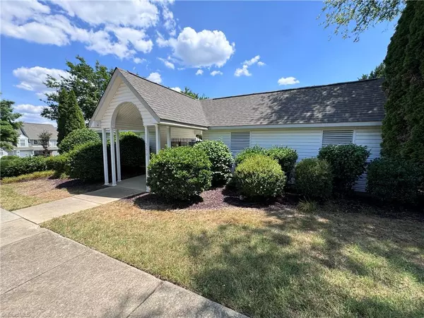 Winston Salem, NC 27103,3022 Kensington PL