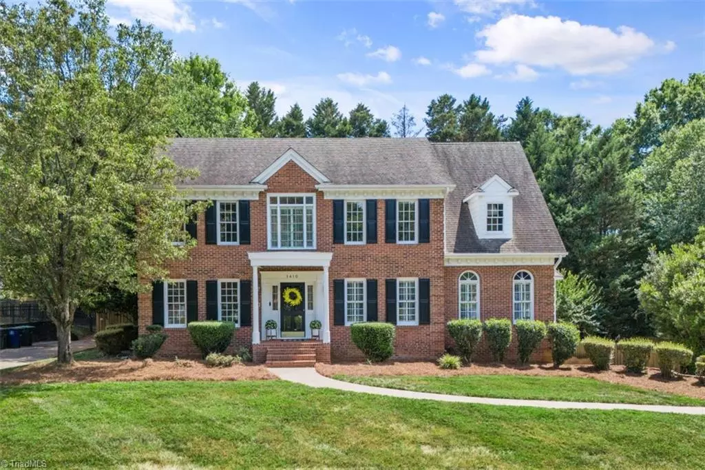 Winston Salem, NC 27106,1410 Thornhill LN
