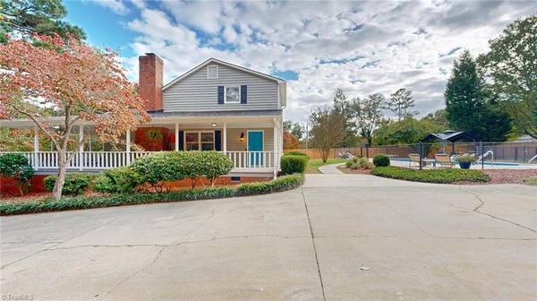 344 Cedarland DR, Thomasville, NC 27360