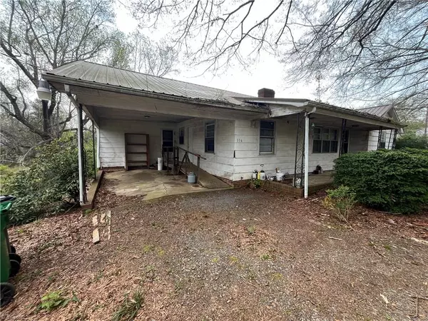 King, NC 27021,116 & 120 Knight ST