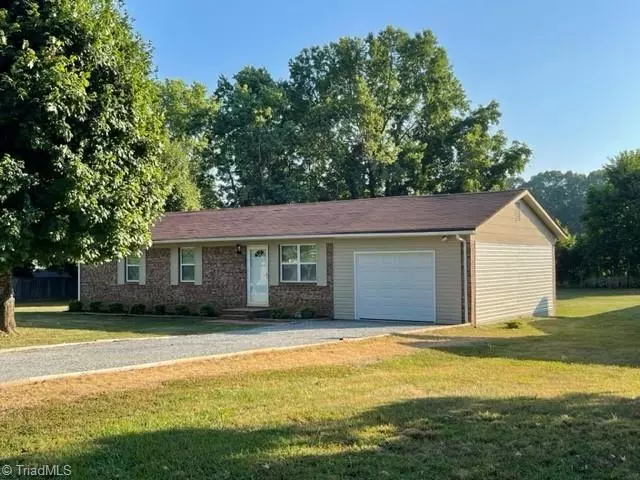 Sophia, NC 27350,1228 Inwood View DR