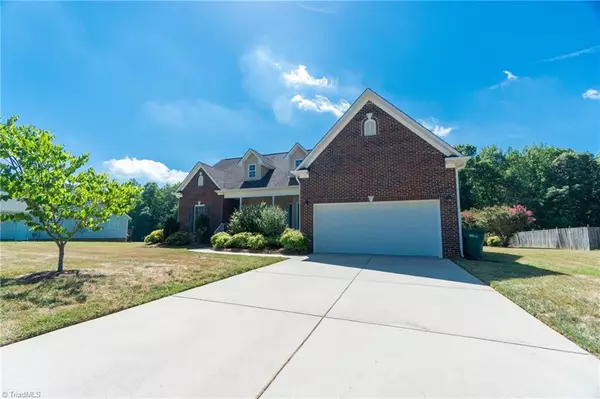 251 River Run DR, Reidsville, NC 27320