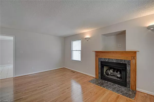 Winston Salem, NC 27104,620 Lantern Ridge DR