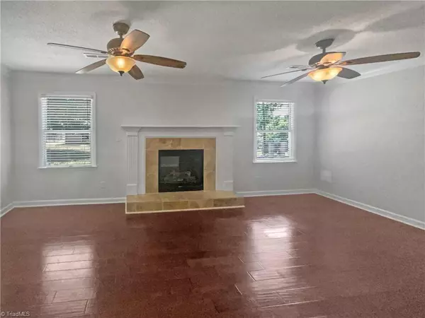 Kernersville, NC 27284,2266 Willow Bend DR