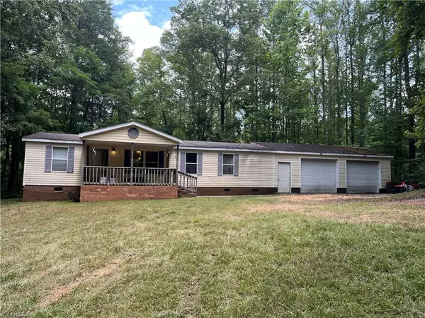 5117 NC Highway 704 E, Sandy Ridge, NC 27046