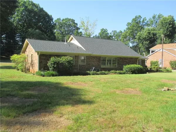 Eden, NC 27288,135 Devonway ST