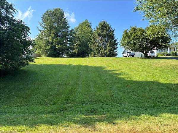 TBD Oak Hollow Circle, Galax, VA 24333