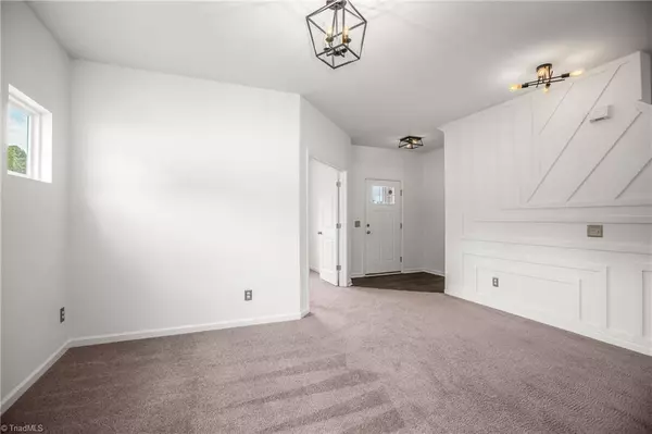 Pfafftown, NC 27040,6218 Grand Cedar LN