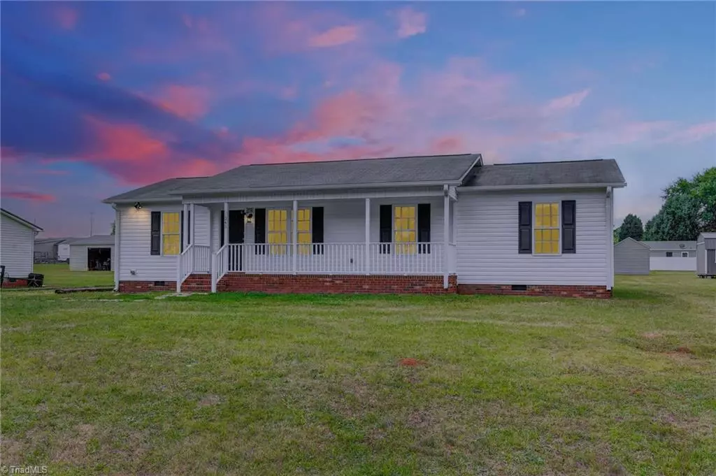 Thomasville, NC 27360,245 Stacey ST
