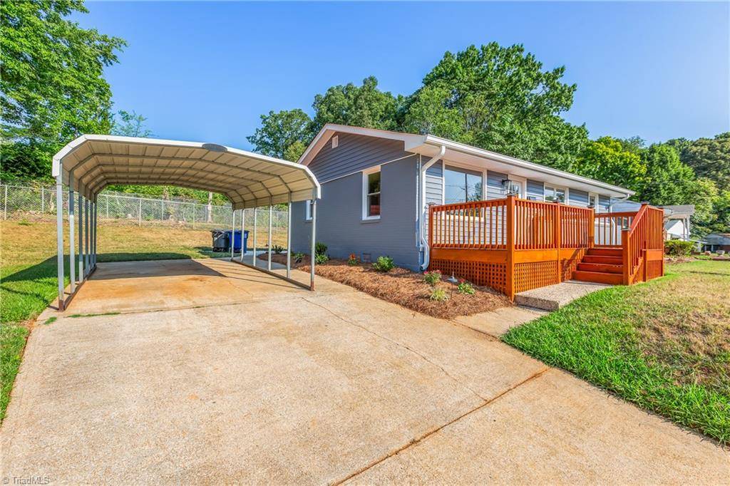 Winston-salem, NC 27105,3021 Carr CT