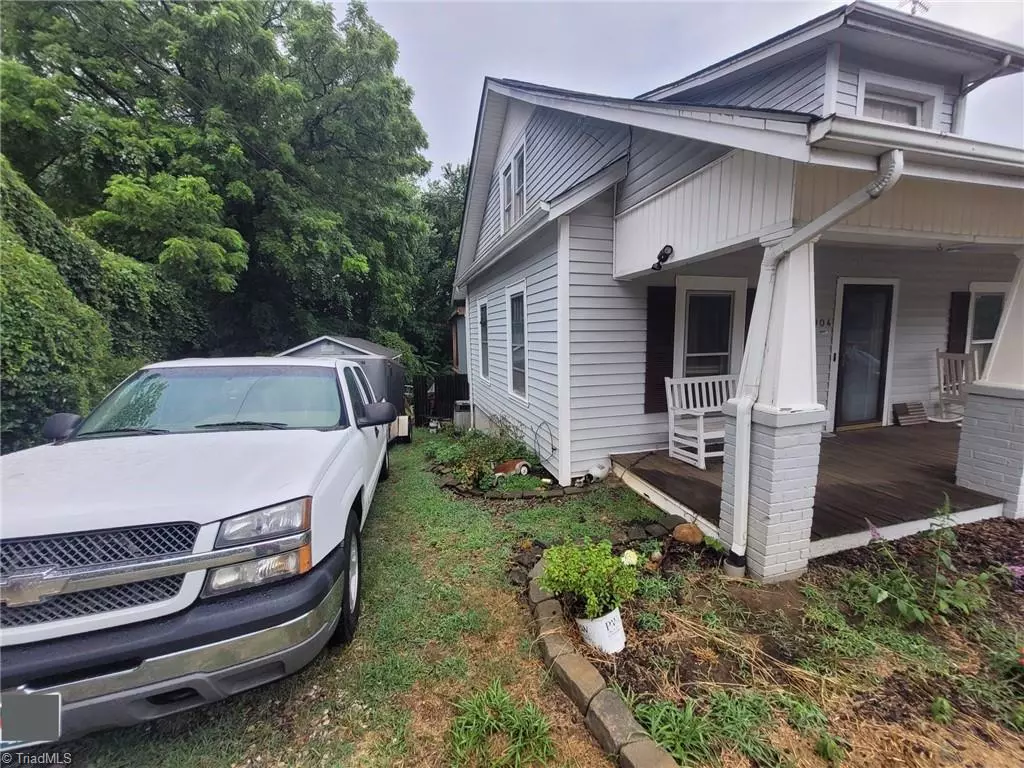 North Wilkesboro, NC 28659,904 Trogdon ST