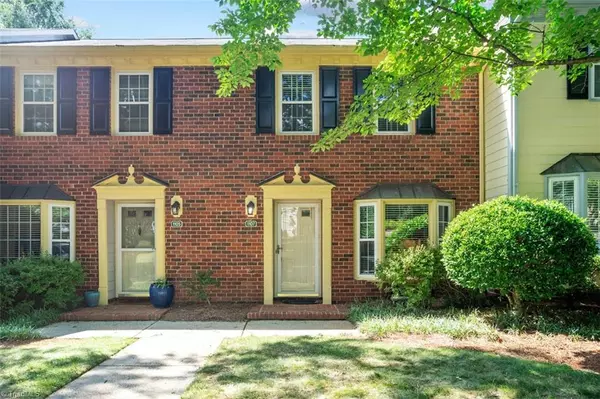 1107 Yellowbell PL, Greensboro, NC 27410