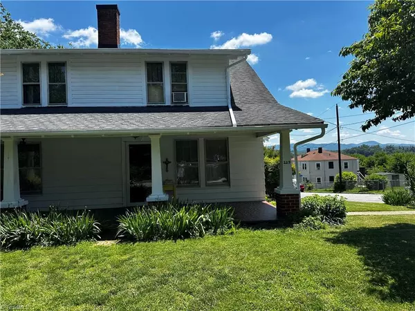 North Wilkesboro, NC 28659,229 D ST