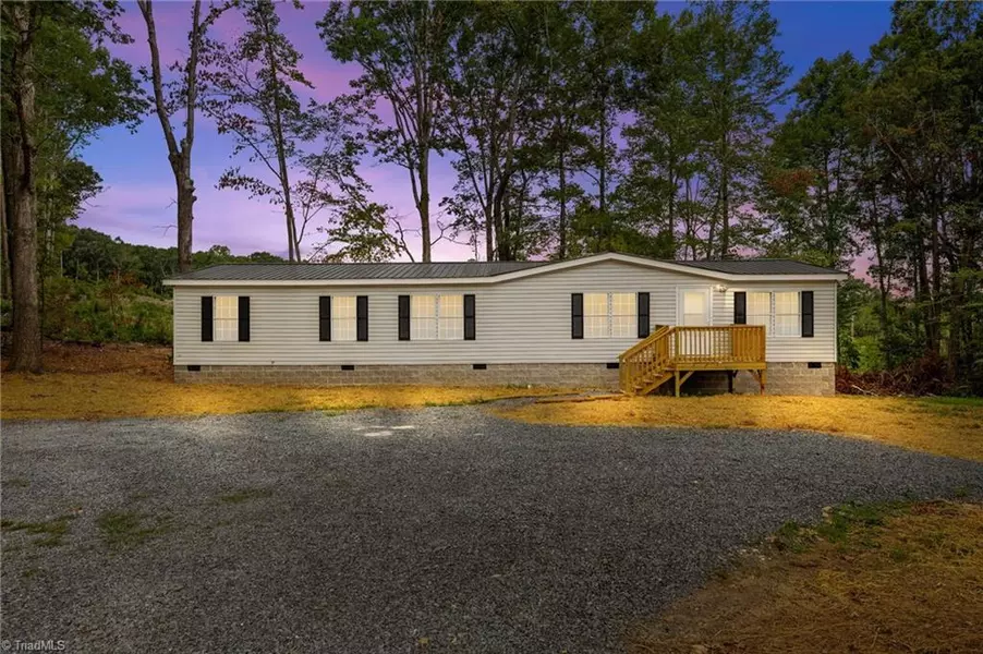 2882 Lions Rest RD, Asheboro, NC 27205