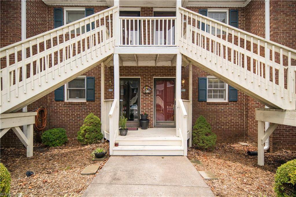Winston Salem, NC 27106,135 Columbine DR #212