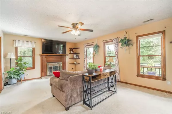 Rural Hall, NC 27045,1141 Ridgecliff DR