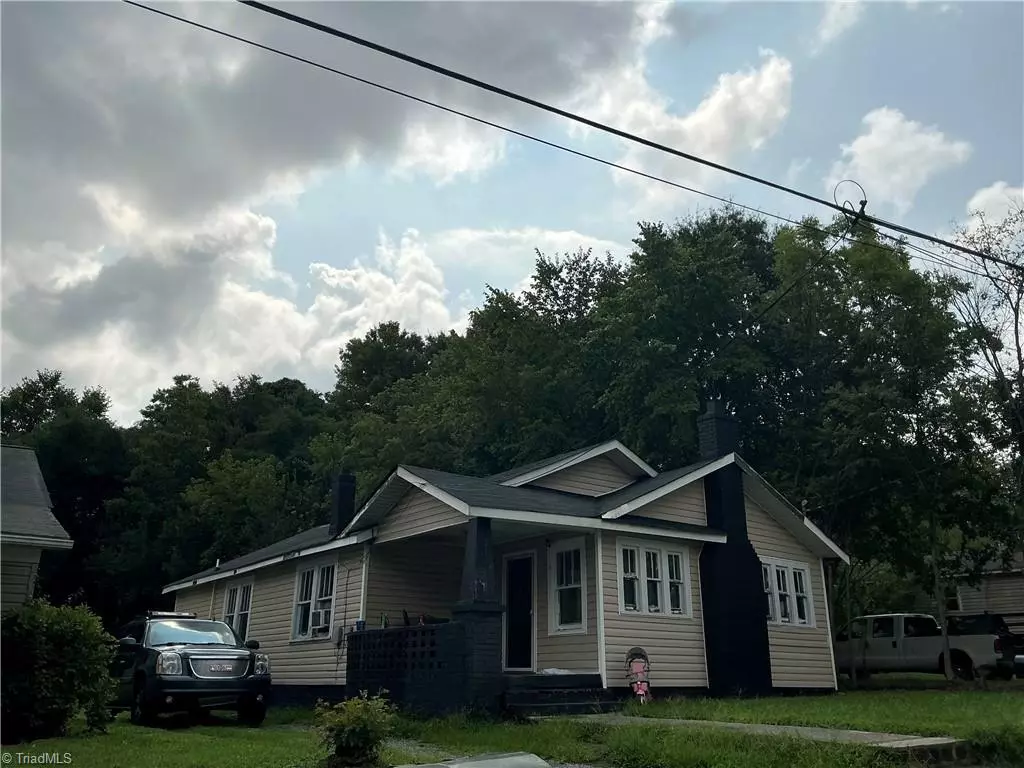 Thomasville, NC 27360,219 Church ST