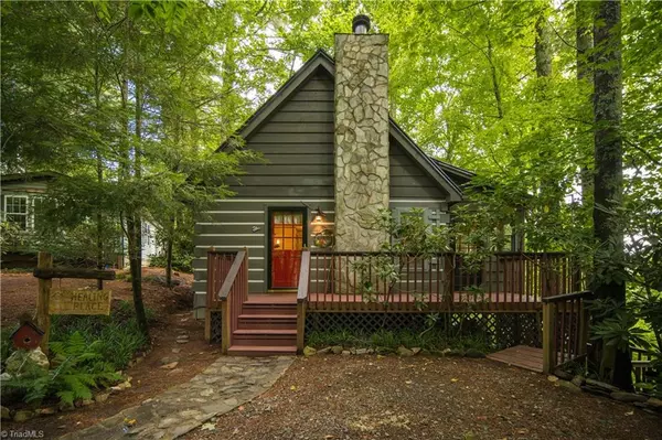 Boone, NC 28607,348 Laurelwood LN