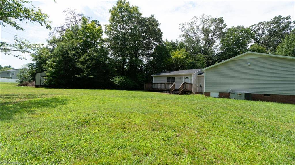 Elon, NC 27244,866 Manning AVE