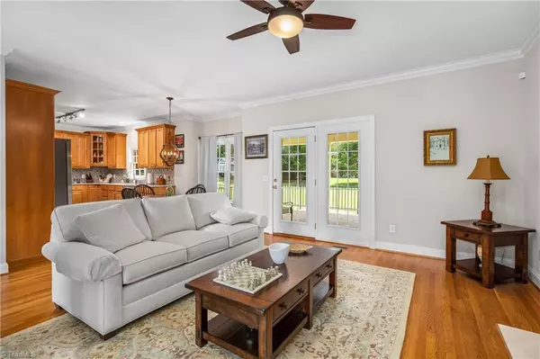 Oak Ridge, NC 27310,8703 Bromfield RD