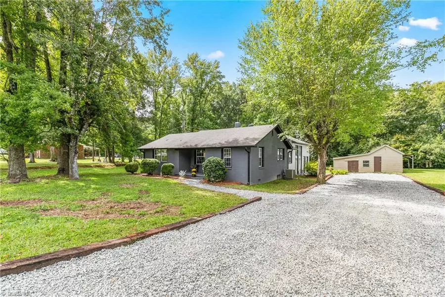 11954 E Old US Highway 64, Lexington, NC 27292