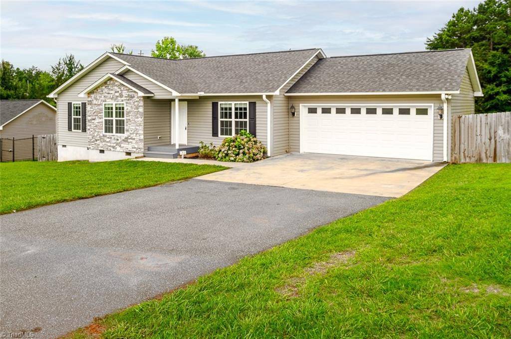 Thomasville, NC 27360,133 Anvil CT