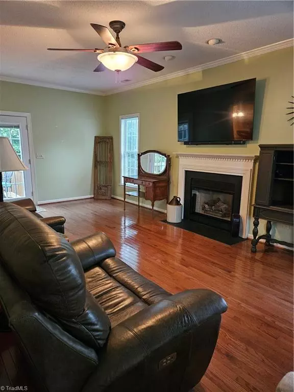 King, NC 27021,117 Willow Bend DR