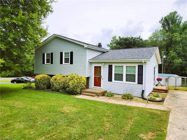 Mount Airy, NC 27030,154 Scarlet LN