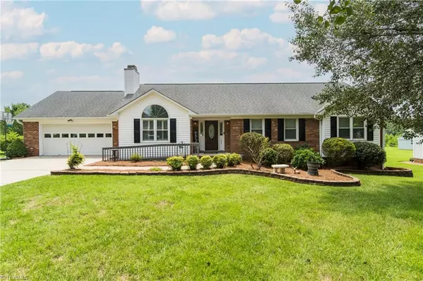 Lexington, NC 27295,245 Lumina DR