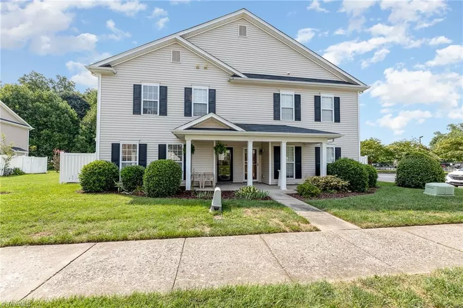 106 Richmond TER, Kernersville, NC 27284