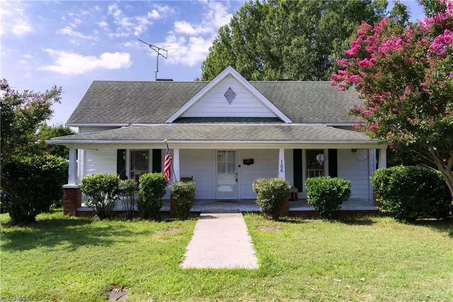 166 Pine ST, Mocksville, NC 27028