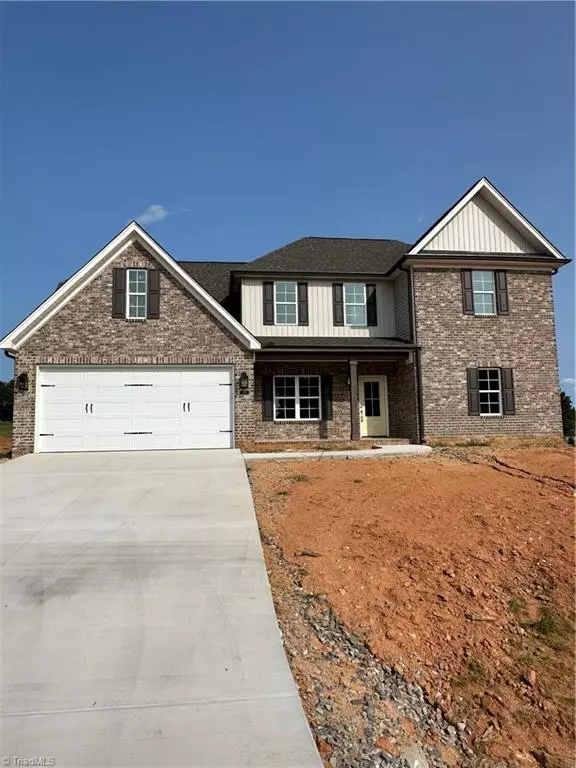 127 Hackamore TRL, Lexington, NC 27295