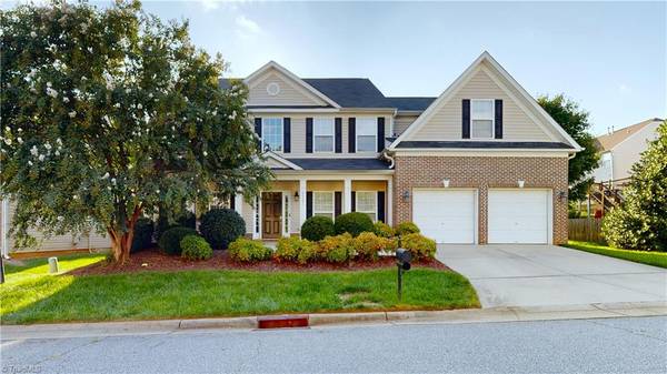 3547 Meadow Glen CT, Clemmons, NC 27012