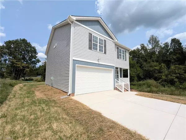 Thomasville, NC 27360,106 Hazy LN