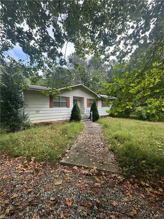 245 Swicegood ST, Mocksville, NC 27028