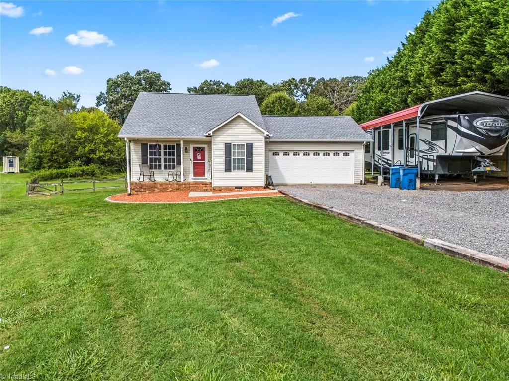 Mocksville, NC 27028,126 Oak Leaf CT