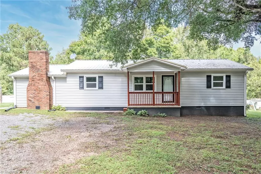 175 J L Farm LN, Mocksville, NC 27028