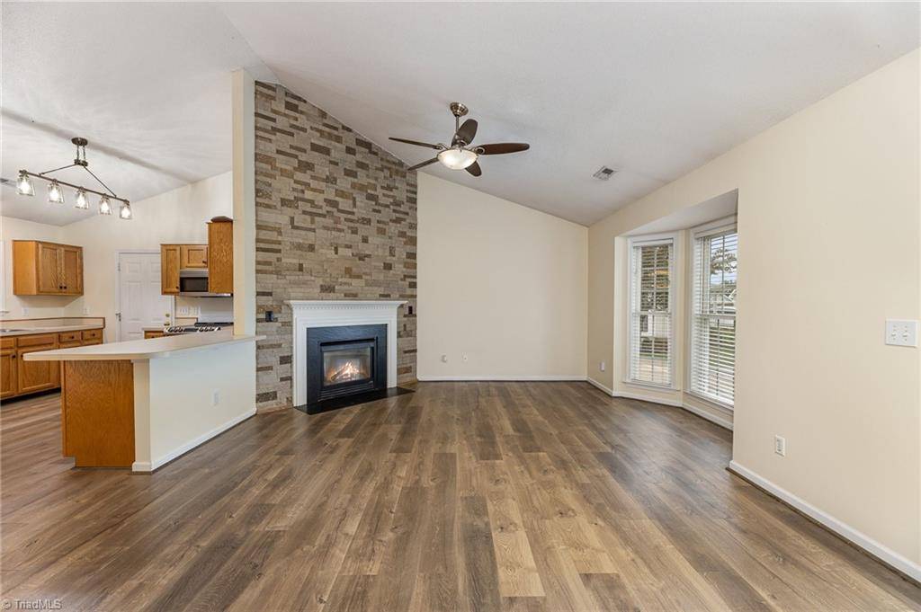 Kernersville, NC 27284,1109 Dunlap Springs CT