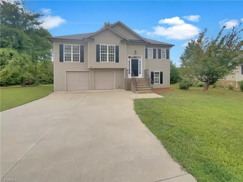 112 Eli AVE, Mocksville, NC 27028