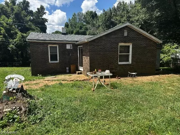 688 Fairfield RD, Mocksville, NC 27028