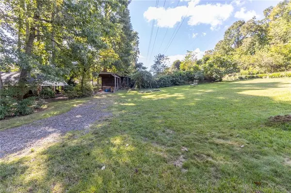 Winston-salem, NC 27104,681 Brentwood CT