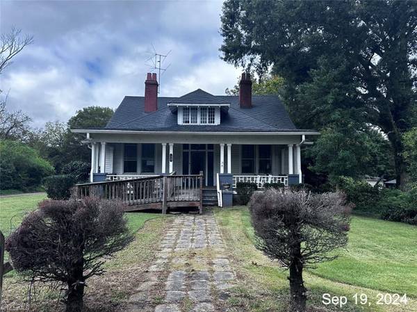 425 Boone RD, Eden, NC 27288