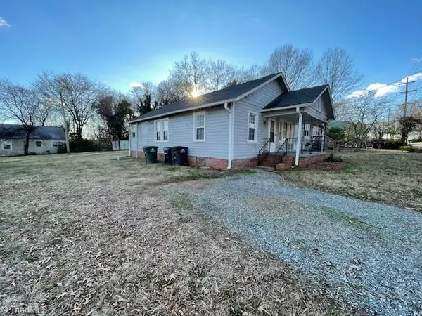 603 Oak AVE, Lexington, NC 27292