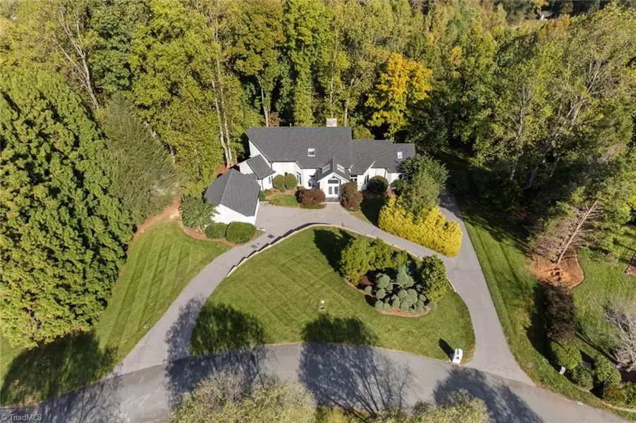 4457 Bent Tree Farm RD, Winston-salem, NC 27106