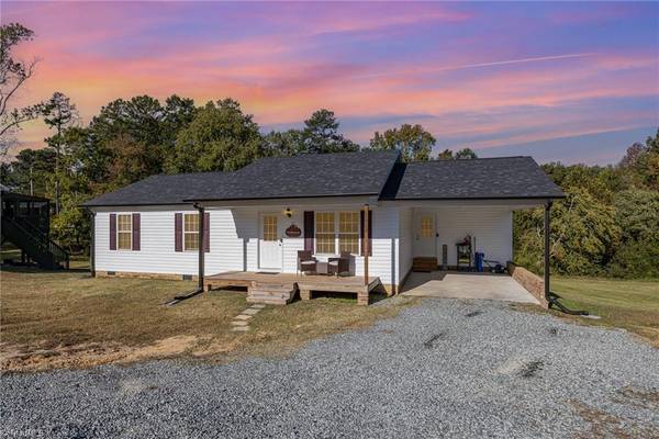 5217 Brook CIR, Archdale, NC 27263