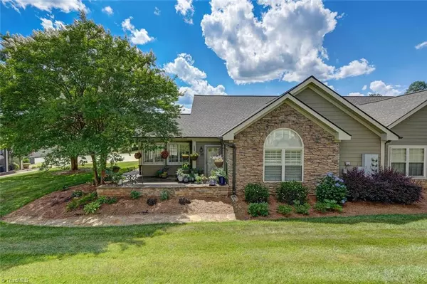 Winston-salem, NC 27103,3480 Waterwheel CIR