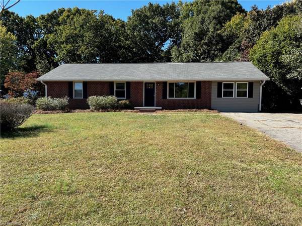 4264 Northampton DR, Winston-salem, NC 27105