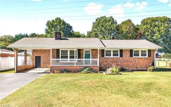 112 Longbow RD, Reidsville, NC 27320