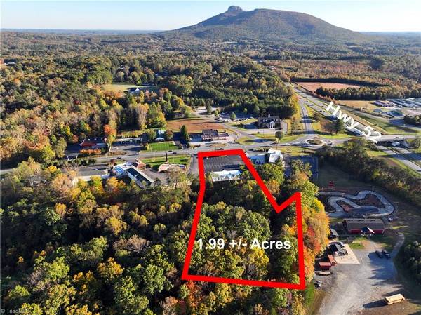 729 S Key ST, Pilot Mountain, NC 27041